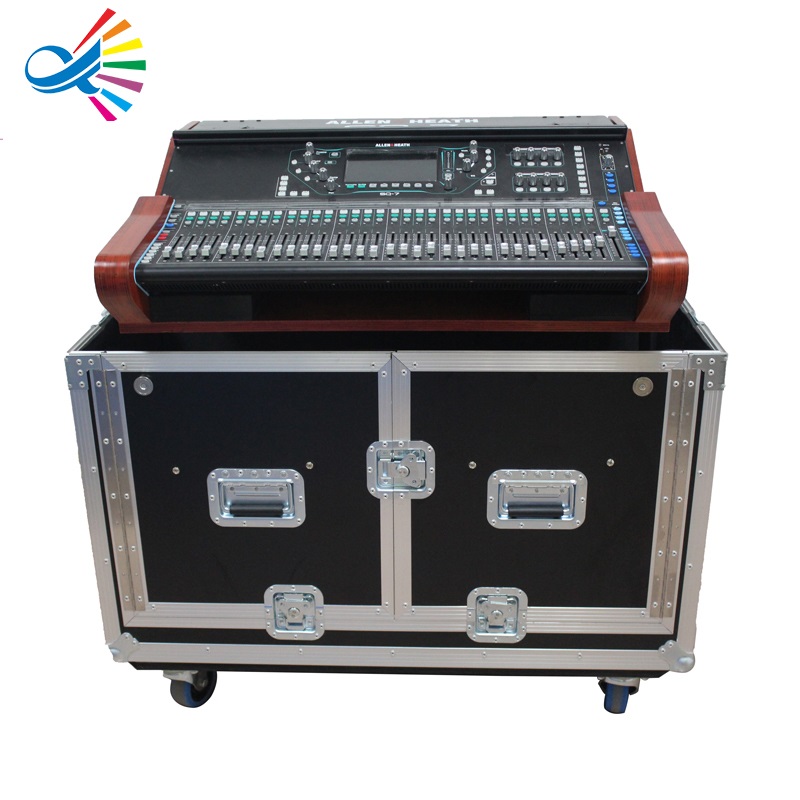 SQ7 Hydraulic Flight Case