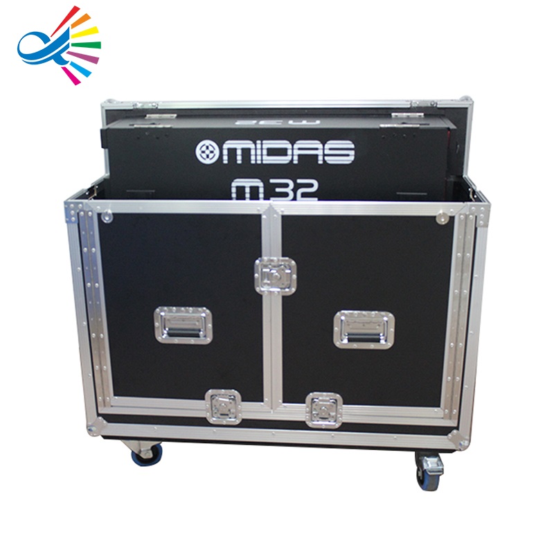 Midas M32 Hydraulic Flight Case - Image 4